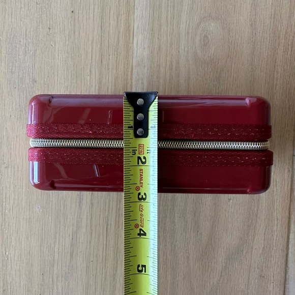 MARVEL Avengers IRON MAN Clutch/Organizer - Picture 9 of 9